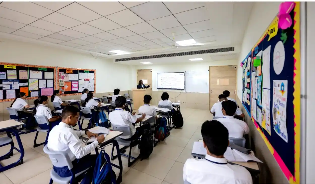 Tech Enabled Classroom